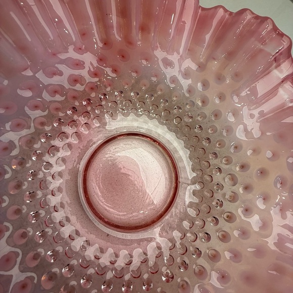 Vintage Bride's Basket Fenton Pink Hobnail Ruffled Bowl with Metal Holder - Picture 11 of 16